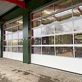 Hallenfront